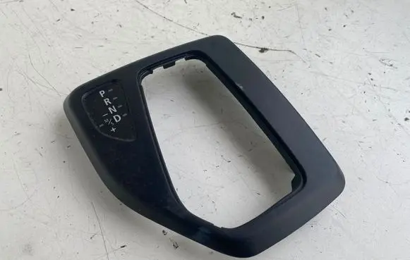 BMW X1 E84 Gear shifter surround trim plastic 2991685