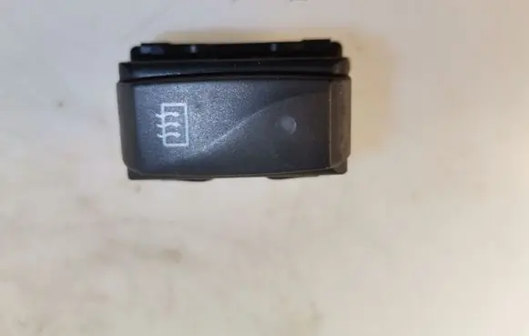Renault Trafic III (X82) Windscreen/window heater switch 253508347R 93868044