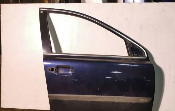 Volvo XC90 Front door