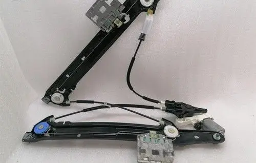 Lotus Emira Rear door manual window regulator 8890528005