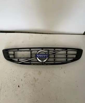 Volvo V60 Front grill