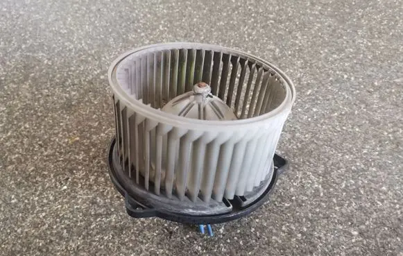 Toyota Avalon XX20 Heater fan/blower 1940009001