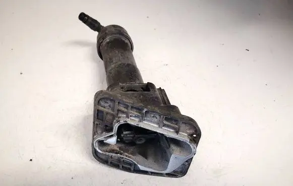 Nissan Primera Headlight washer spray nozzle 