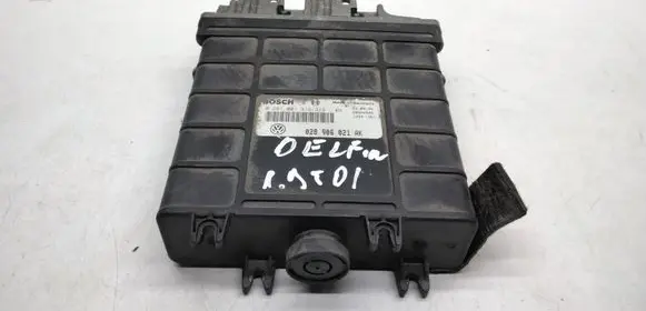 Volkswagen PASSAT B4 Engine control unit/module 028006021AK