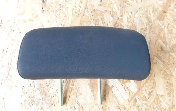 Subaru Legacy Rear seat headrest 