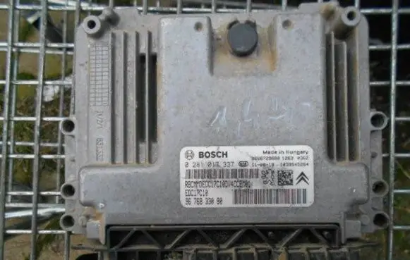 Citroen C3 Engine control unit/module 9676833080 9686729680 0281017337