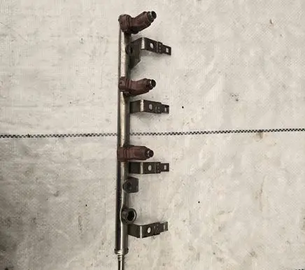 Toyota RAV 4 (XA10) Fuel main line pipe
