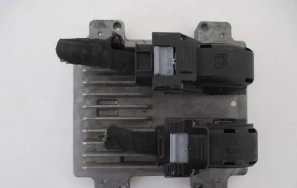Opel Corsa D Engine control unit/module 55583738