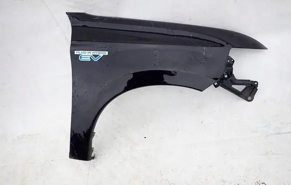 Mitsubishi Outlander Fender