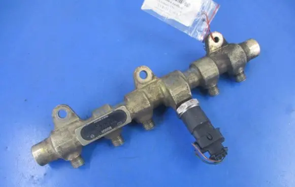 Alfa Romeo 156 Fuel main line pipe