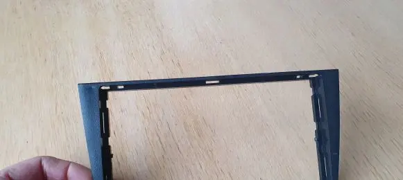 Radio/GPS head unit trim