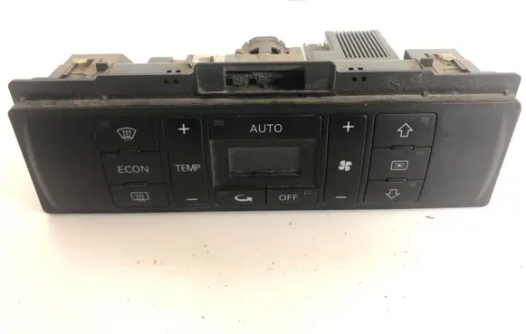 Audi A4 S4 B5 8D Climate control unit 8D0820043M