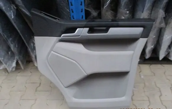 Volkswagen Transporter - Caravelle T6 Front door card panel trim 000000000333M