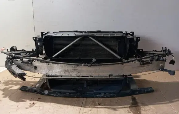 BMW 5 F10 F11 Radiator support slam panel 8509274 7647367