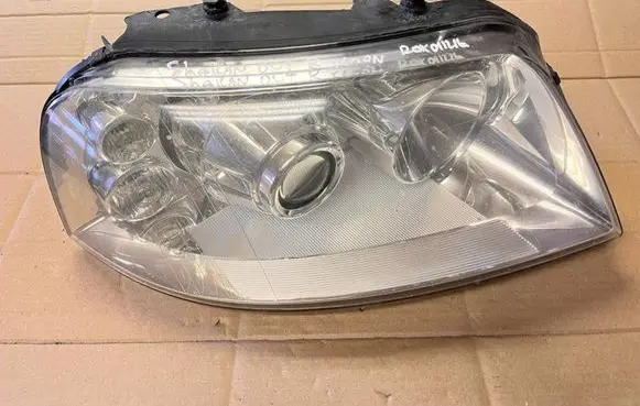 Volkswagen Sharan Headlight/headlamp 7M3941016AE 0301182272