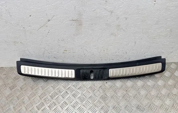 Toyota Avensis T270 Trunk/boot sill cover protection 5838705110