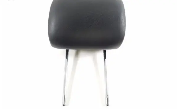 BMW X3 E83 Front seat headrest 