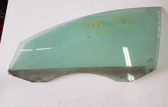 Volkswagen PASSAT B7 Front door window glass four-door