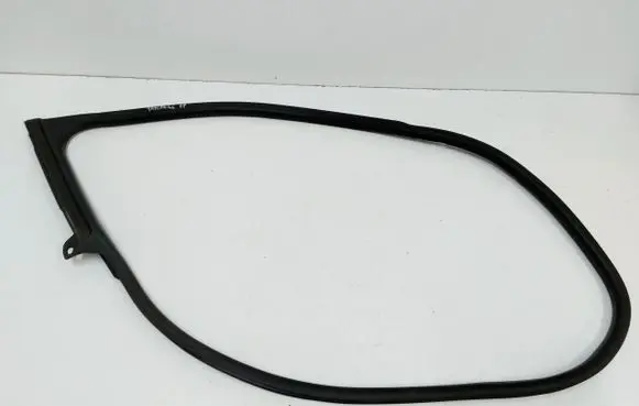 Porsche Taycan 9J1 Front door rubber seal 9J1831722A