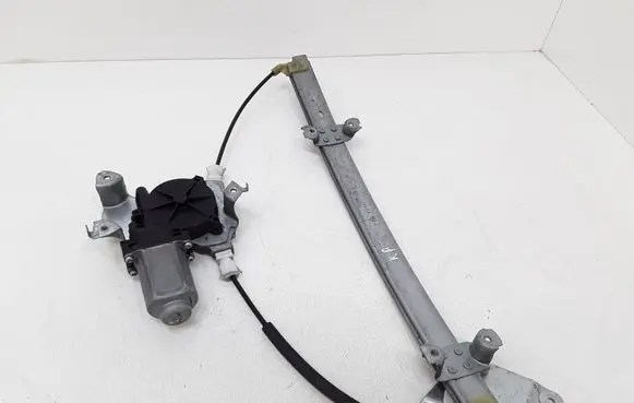 Nissan Almera N16 Front door window regulator with motor 114725
