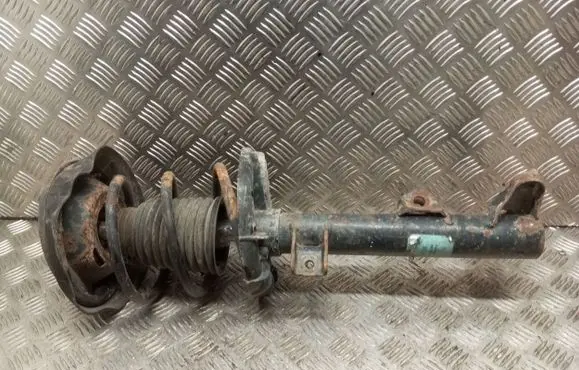 Mercedes-Benz C W203 Front shock absorber with coil spring 824904001369