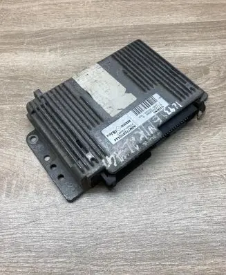 Renault Scenic I Engine control unit/module ECU HOM7700112444 S113725208A