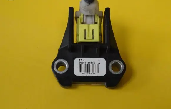 Toyota Yaris Airbag deployment crash/impact sensor 89173-0D020