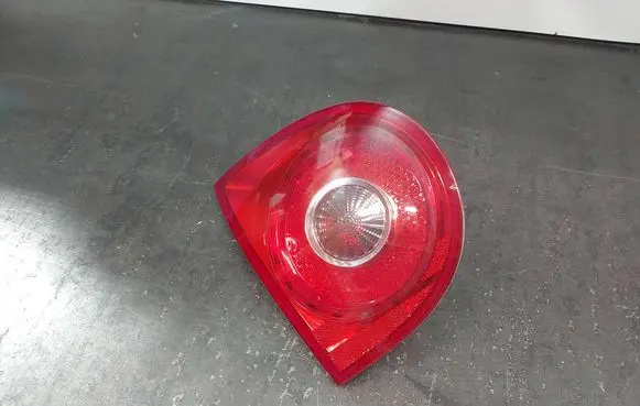 Volkswagen Golf V Tailgate rear/tail lights 1K6945093E