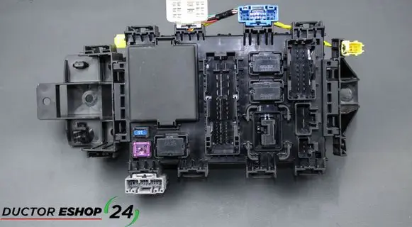 Suzuki Celerio Fuse module 0095130506090067