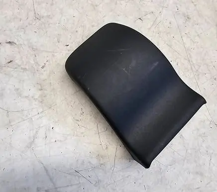 Peugeot 3008 I Rear seat rail trim cover 2012005