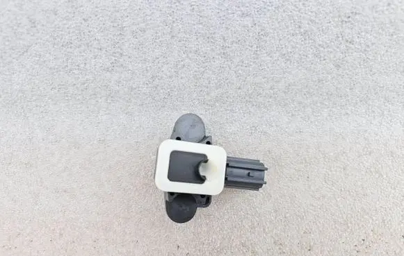 Audi A6 S6 C6 4F Airbag deployment crash/impact sensor 4F0955557B 290908 021451611