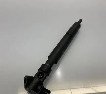 Mercedes-Benz E W212 Fuel injector A6510702387 28272472 55G79CE0VK