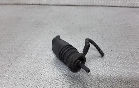 Audi A2 Windscreen/windshield washer pump