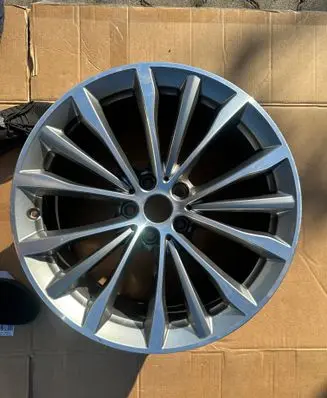 BMW 5 G30 G31 G38 R19 alloy rim 6874438