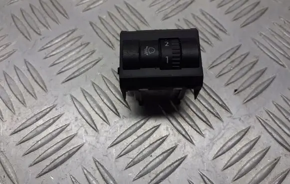 Skoda Octavia Mk2 (1Z) Light switch 1Z0141333