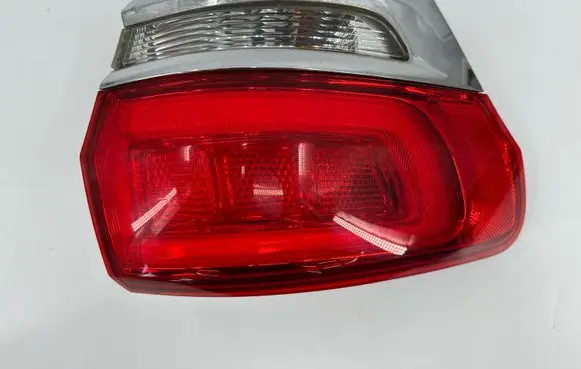Jeep Grand Cherokee Rear/tail lights P68110001AC