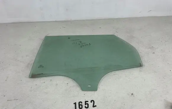 Ford Focus Sliding door window/glass AS2M24100