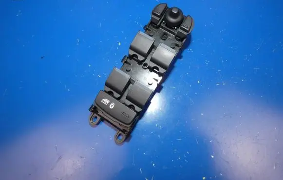 Jaguar XE Electric window control switch SPA028JT00F