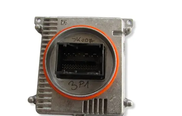 Skoda Superb B9 LED ballast control module 992941572AH