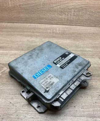 BMW 5 E34 Engine control unit/module ECU 2243421 0281001181