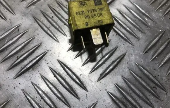 BMW 7 E32 Other relay 61311378797 61.31-1378797
