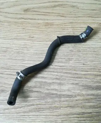 Toyota Yaris Engine coolant pipe/hose