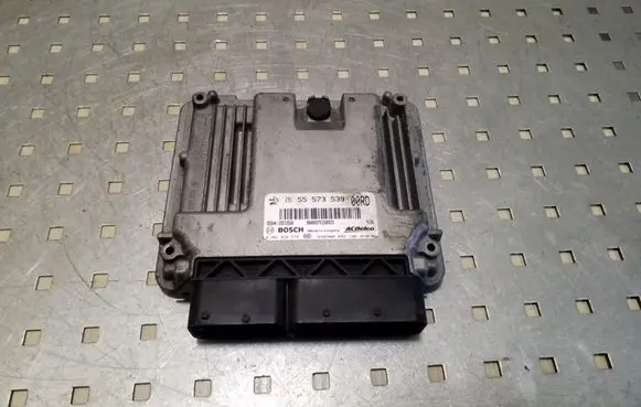 Opel Insignia A Engine control unit/module 55573539 0281015774