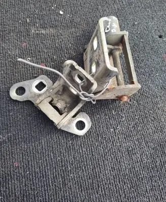 Renault Clio III Front door hinge set 