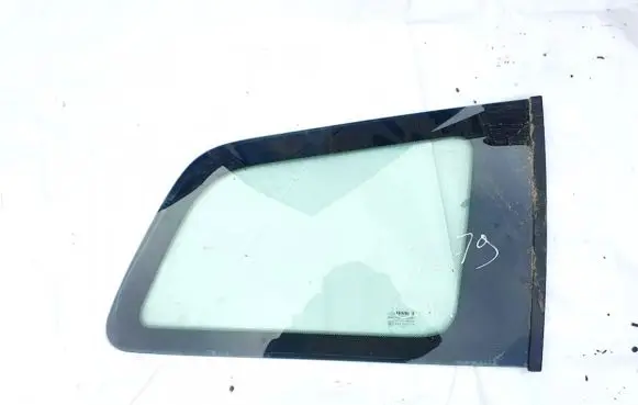 Rear side window