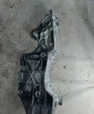 Generator/alternator bracket