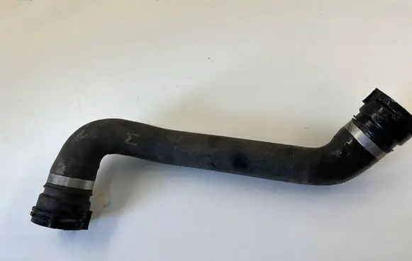 BMW 5 F10 F11 Engine coolant pipe/hose 8589900 152943