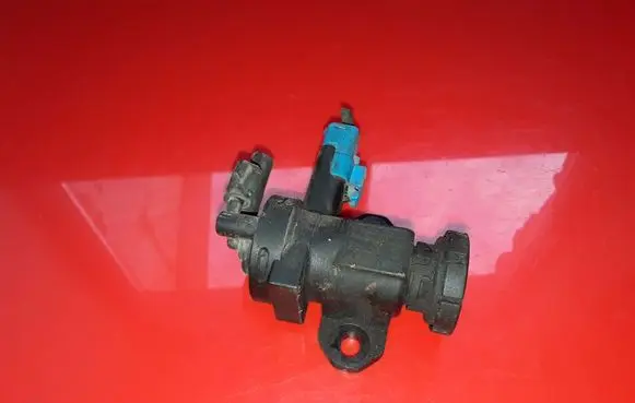Citroen Berlingo Turbo solenoid valve 9635804380 0928400414