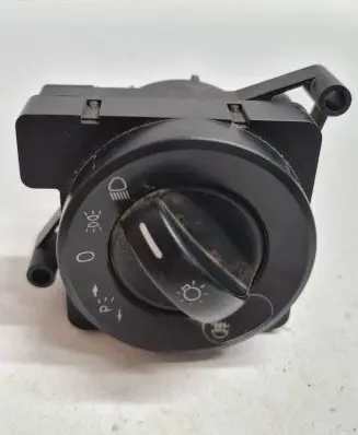 Volkswagen Crafter Light switch A065450504 634401 ZGS003