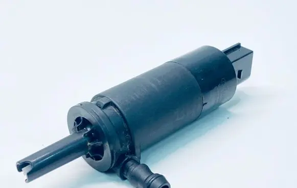 Audi A6 S6 C6 4F Headlight washer pump 1J0955681